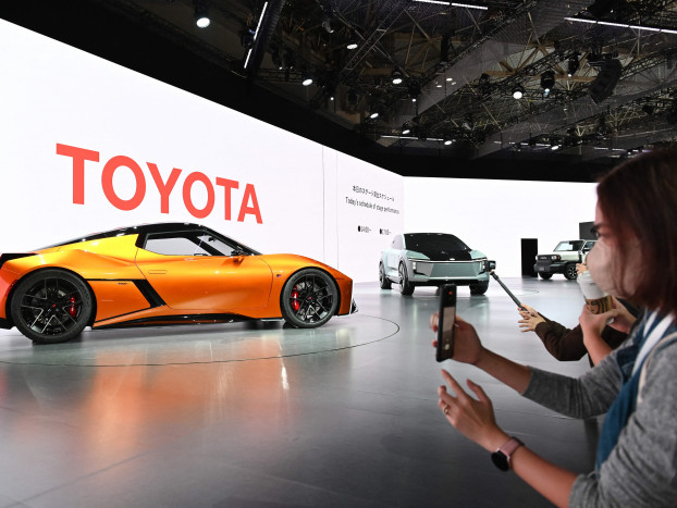 Toyota Naikkan Perkiraan Tahunan karena Laba Bersih Melesat