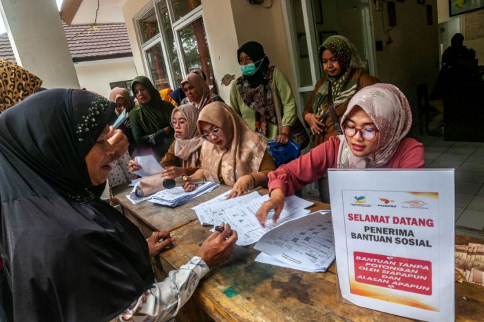 Bansos Perlu Dikawal agar tidak Dipolitisasi