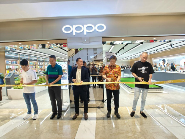 OPPO Hadirkan Experience & Service Store Terbesar Hadir di Delipark Medan