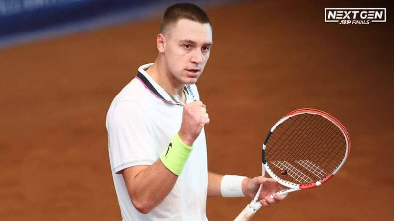 Hamad Medjedovic Ciptakan Kejutan, Menjadi Juara Termuda dalam Sejarah Next Gen ATP Finals