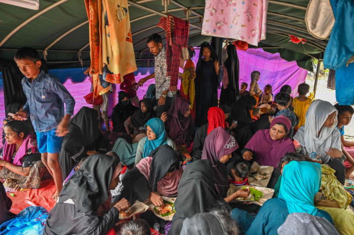 Mahfud MD: Indonesia Terima Pengungsi Rohingya karena Kemanusiaan