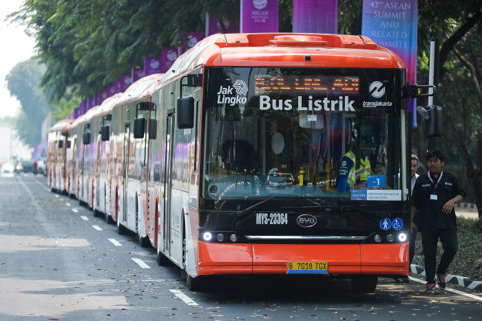 Bus Listrik Trans-Jakarta Mampu Beroperasi 250 km Per Hari