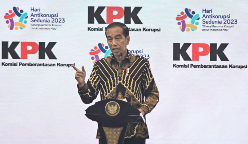 Jokowi Dinilai tidak Mau Terseret Kasus Firli