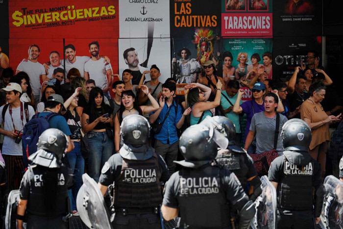 Protes Massa di Argentina Terkait Reformasi Ekonomi Milei