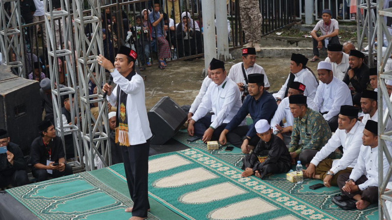 UAS Ceramah di PLTD Apung Banda Aceh, Saksi Dahsyatnya Tsunami Aceh  