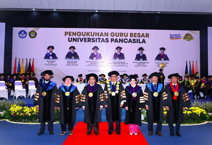 Universitas Pancasila Kukuhkan Enam Guru Besar