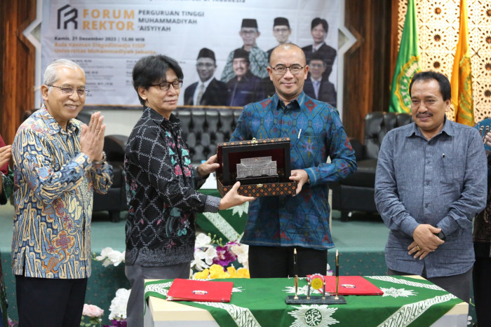 Perguruan Tinggi Muhammadiyah dan Aisyiyah Resmikan Forum Rektor
