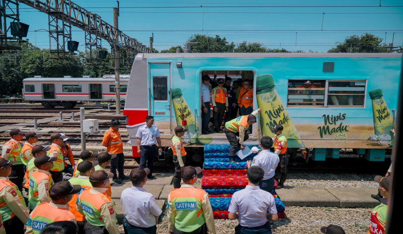 Jelang Natal dan Tahun Baru, KAI Commuter Lakukan Simulasi Tanggap Darurat