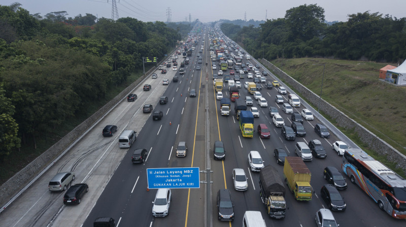 Contraflow di Tol Japek Dihentikan karena Lalu Lintas Lancar  