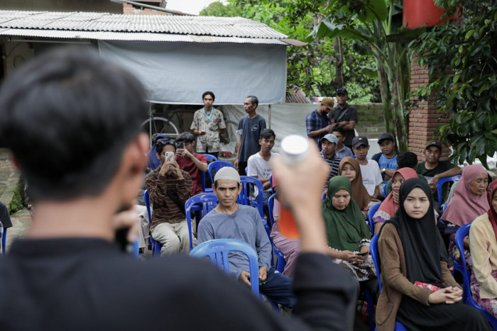 Pemuda-Pemudi NTB Bantu Majukan Budi Daya Lebah Trigona di Lombok Barat
