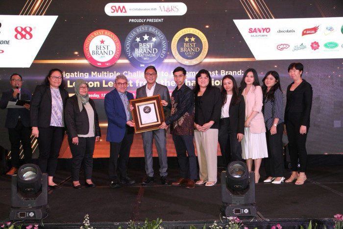 Produk Snack Momogi Kembali Raih Indonesia Best Brand Award 2023