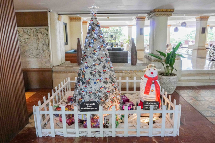 Hotel Nikko Bali Hadirkan Dekorasi Natal dari Bahan Daur Ulang Ramah Lingkungan