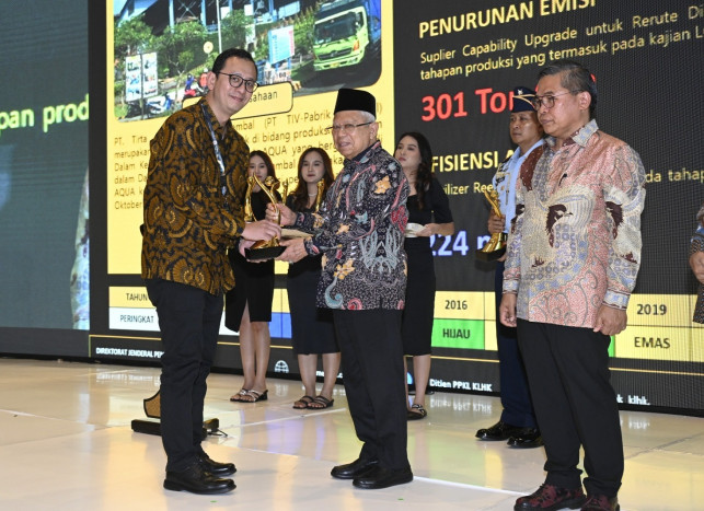 Danone Indonesia Raih Proper Emas Keenam Kali untuk Pabrik Aqua Mambal