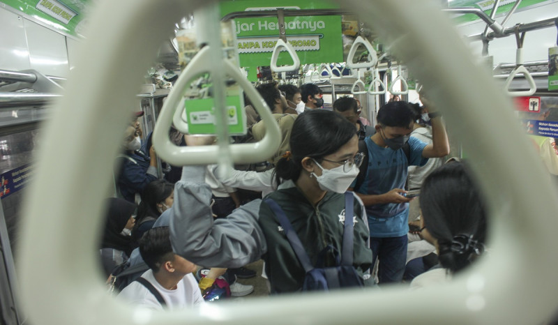 Banjir Sebabkan Perjalanan 11 KRL Terganggu di Stasiun Tanjung Priok