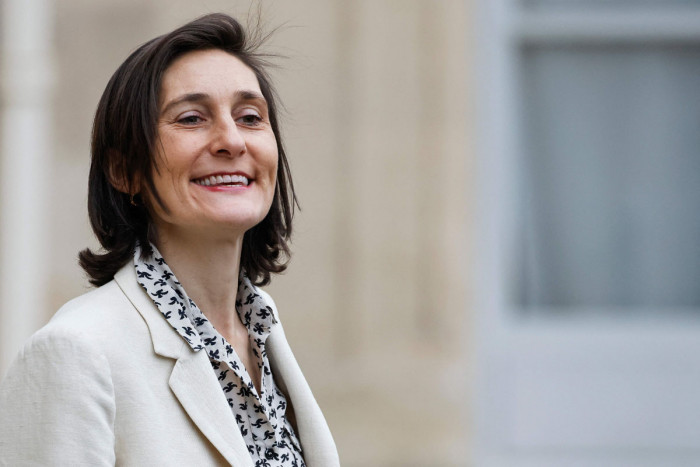 Menteri Pendidikan Prancis Dikritik karena Memilih Sekolah Swasta