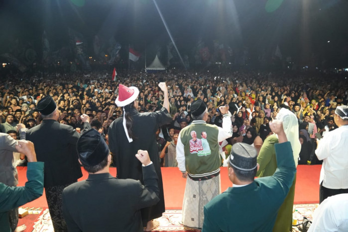 Gus Ali Gondrong dan Ribuan Warga Solo Gelar Doa untuk Ganjar-Mahfud 