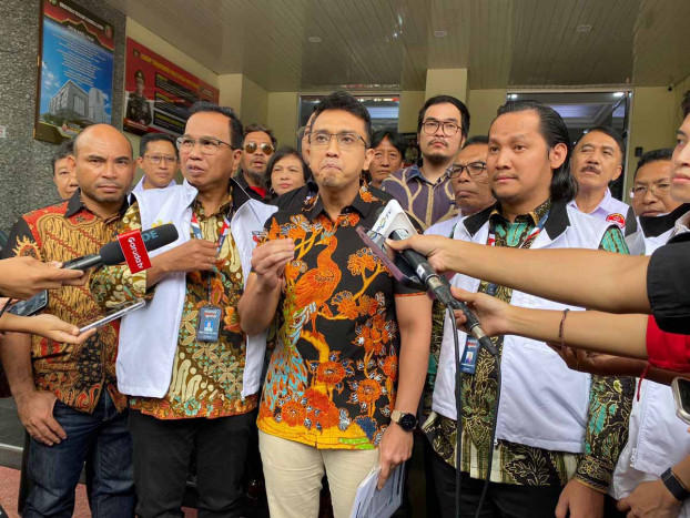 15 Orang Dampingi Aiman Witjaksono Saat Diperiksa Polda Metro Jaya