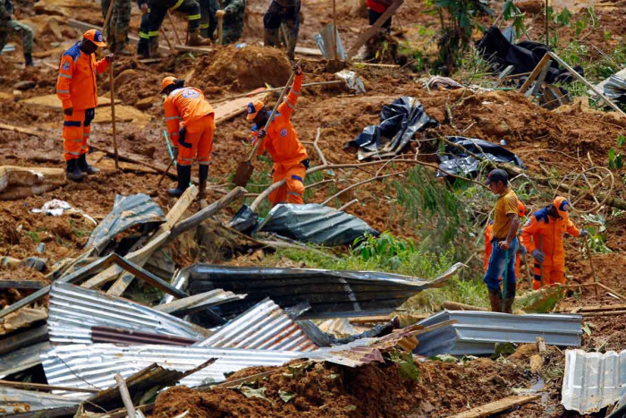 33 Orang Tewas Akibat Tragedi Longsor di Kolombia: