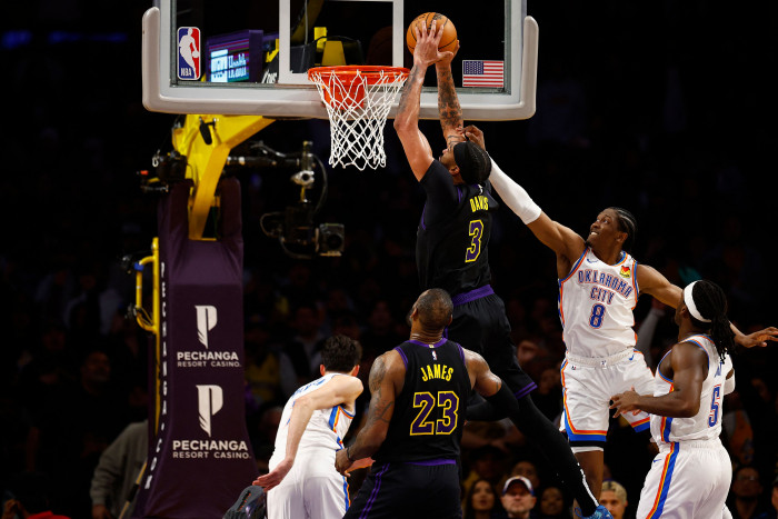 Lakers Kalahkan Oklahoma City Thunder