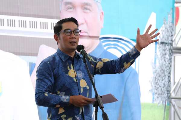 PDIP Jabar Laporkan Ridwan Kamil ke Bawaslu  