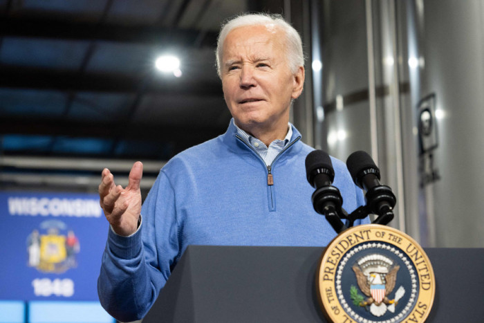 Partai Republik dan Joe Biden Saling Bentrok mengenai Nasib Perbatasan AS dan Ukraina