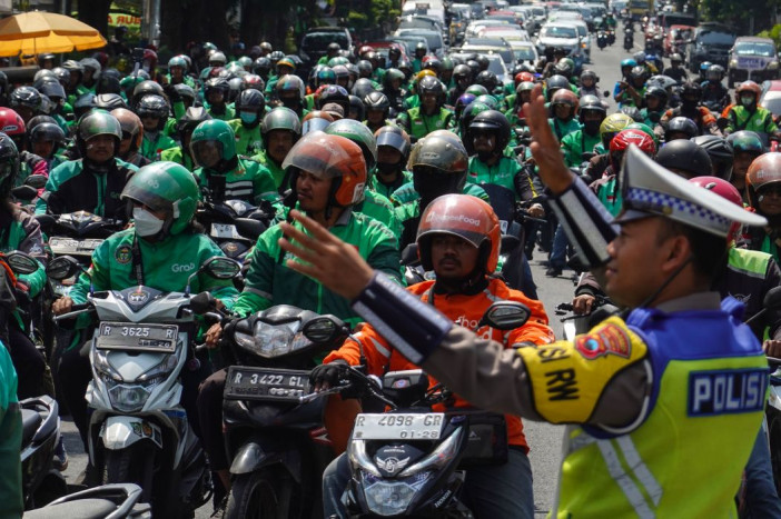 Masyarakat Rendah Pendidikan Dijamin Pasti Kerja