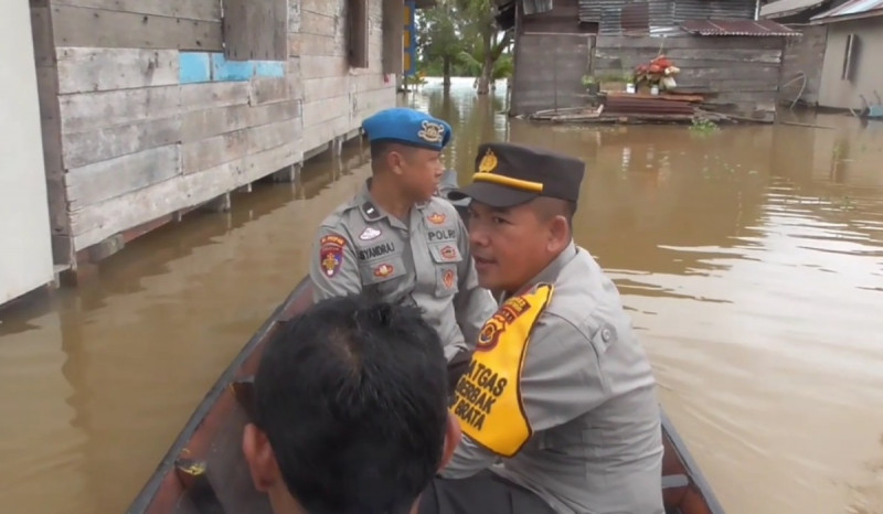 Banjir Meluas ke Pesisir Timur Jambi, Ribuan Rumah Warga Terendam