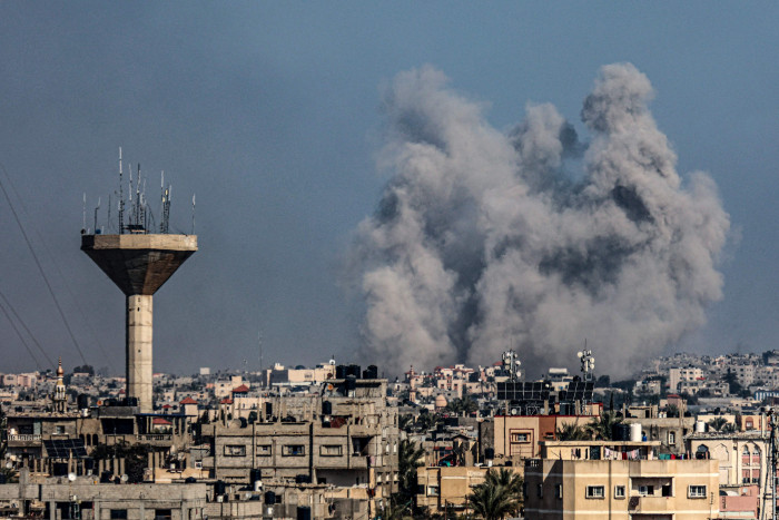 Israel Terus Bombardir Gaza di Tengah Silang Pendapat dengan AS