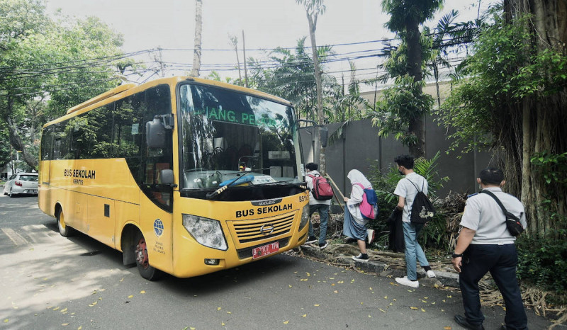 Pemprov DKI Luncurkan 5 Bus Sekolah Bagi Siswa Disabilitas