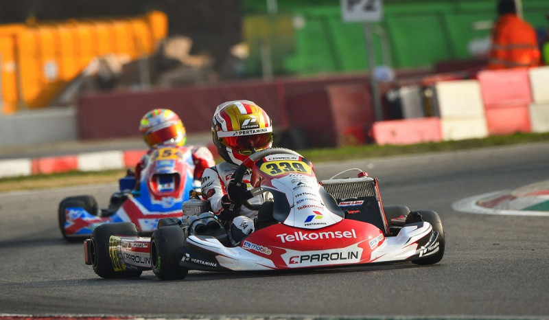 Pembalap Indonesia Qarrar Firhand Masuk 10 Besar Balapan Gokart Bergengsi di Italia