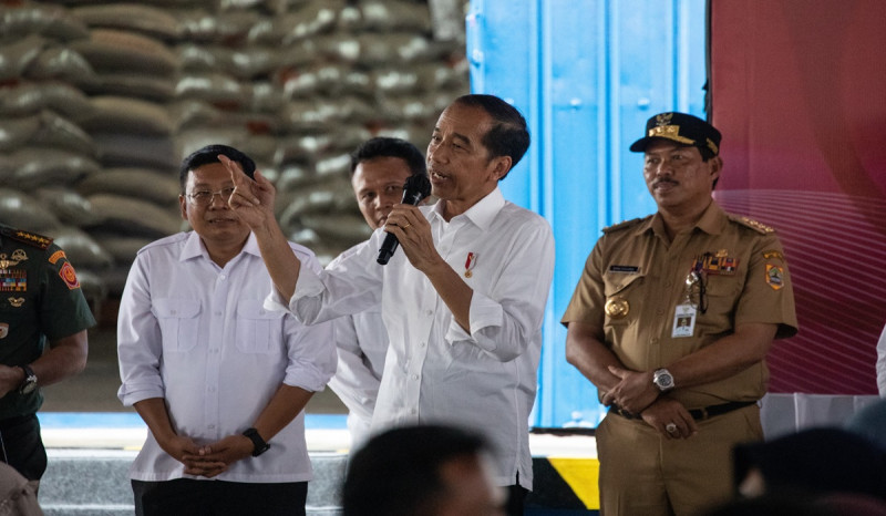Jokowi Sebut Tidak Ada Pembahasan Spesifik Makan Siang Gratis dalam Sidang Kabinet