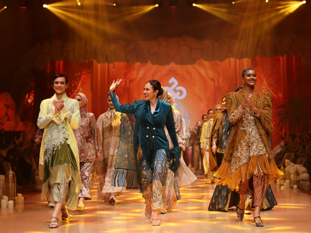 Heaven Lights Sukses Gelar Fashion Show dengan Tema 'Arabian Nights'