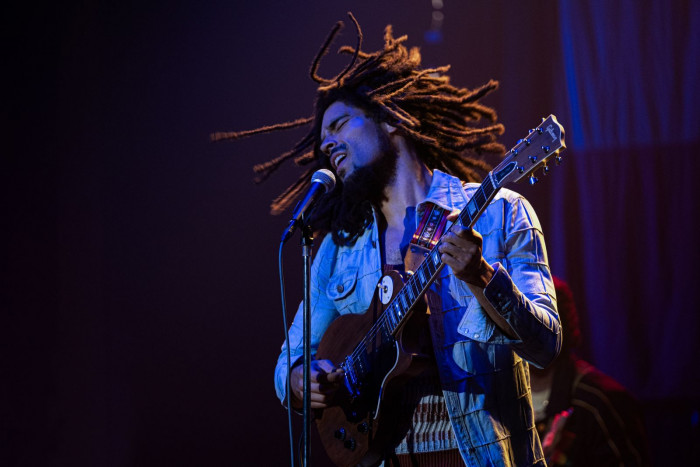 Bob Marley: One Love, Pesan Revolusioner yang Terganjal Struktur Cerita