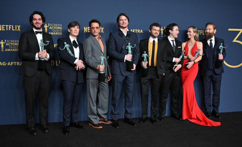 Film 'Oppenheimer' Borong Penghargaan SAG Top
