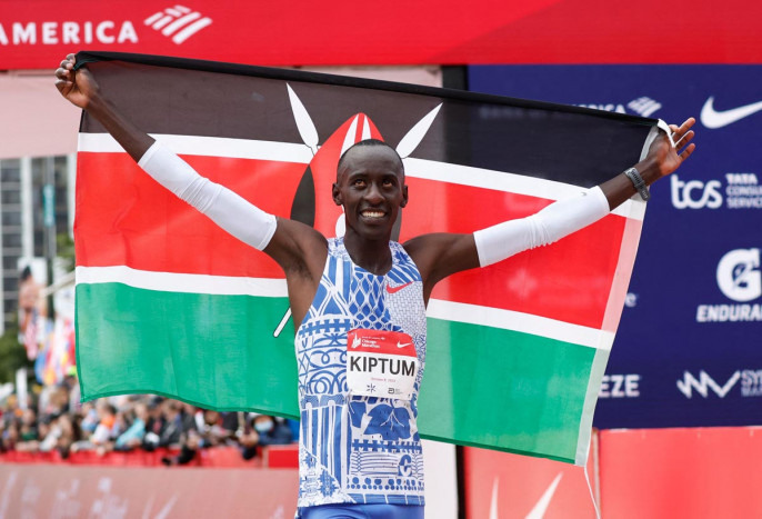 Pelari Rekor Dunia Marathon, Kelvin Kiptum, Tewas dalam Kecelakaan Mobil di Kenya