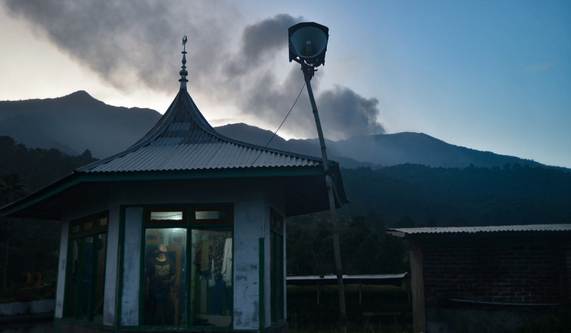 Intensitas Erupsi Gunung Marapi di Sumbar Kembali Meningkat
