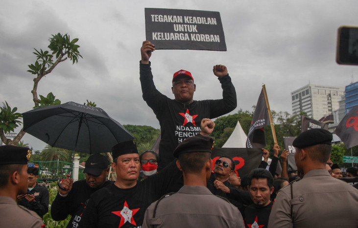 Gelar Aksi Kamisan, Benny Rhamdani Ajak Aktivis Jaga Kesakralan Istana Negara