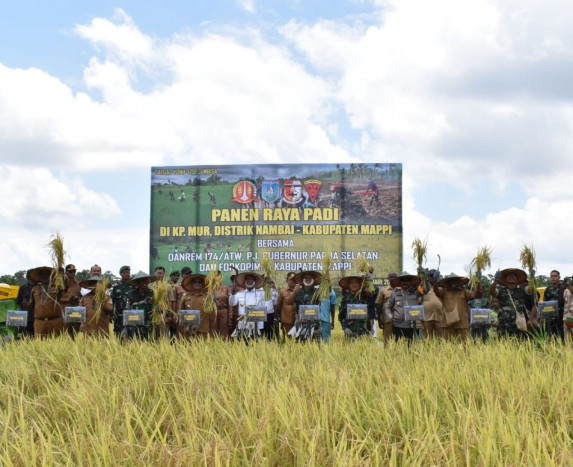 TNI Berkomitmen Bantu Tingkatkan Kesejahteraan Masyarakat Papua