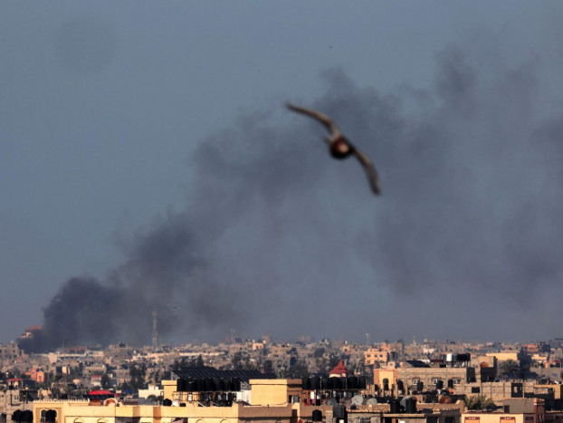 Israel Hantam Rafah saat Perundingan Gencatan Senjata Berlangsung