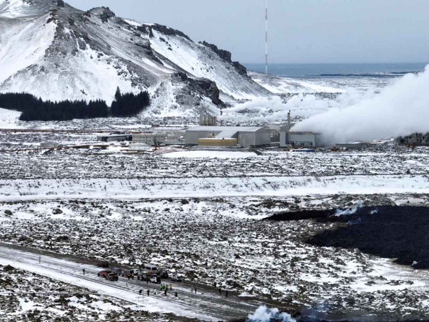 Penduduk Diizinkan Kembali Usai Erupsi Gunung Berapi di Islandia