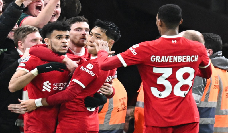Liverpool vs Luton Town: The Reds Menang Telak di Tengah Badai Cedera