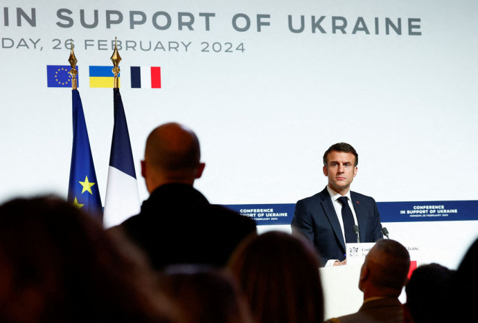 Presiden Prancis Emmanuel Macron Buka Kemungkinan Pengiriman Pasukan Darat Barat untuk Ukraina