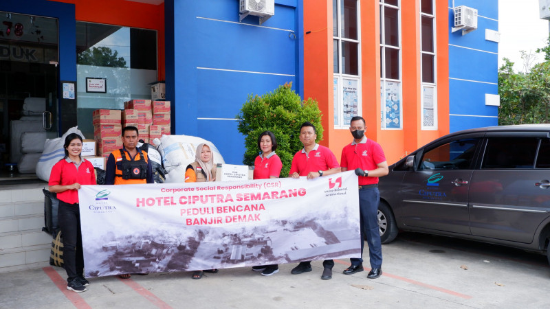 Hotel Ciputra Semarang Salurkan Bantuan Bencana Banjir Demak melalui BPBD
