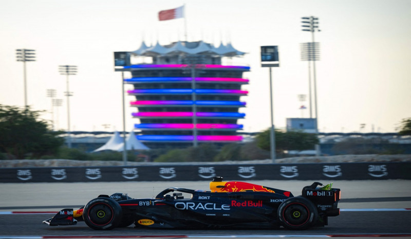 Max Verstappen Mendominasi Hari Pertama Uji Coba Formula 1