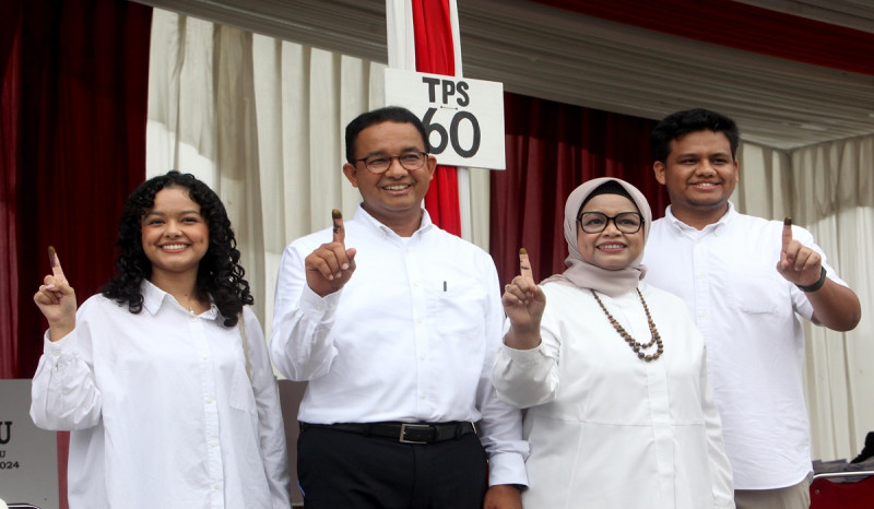 Anies Baswedan Sempat Kembalikan Surat Suara karena Robek