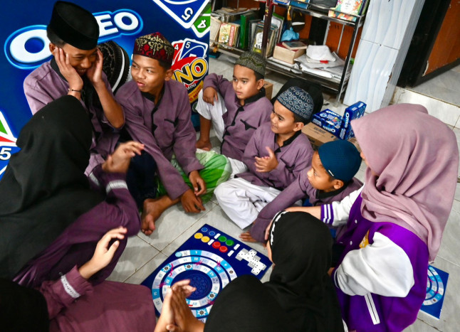 OREO dan Mondelez Indonesia Ajak Anak Panti Asuhan di 4 Kota Bermain Bersama