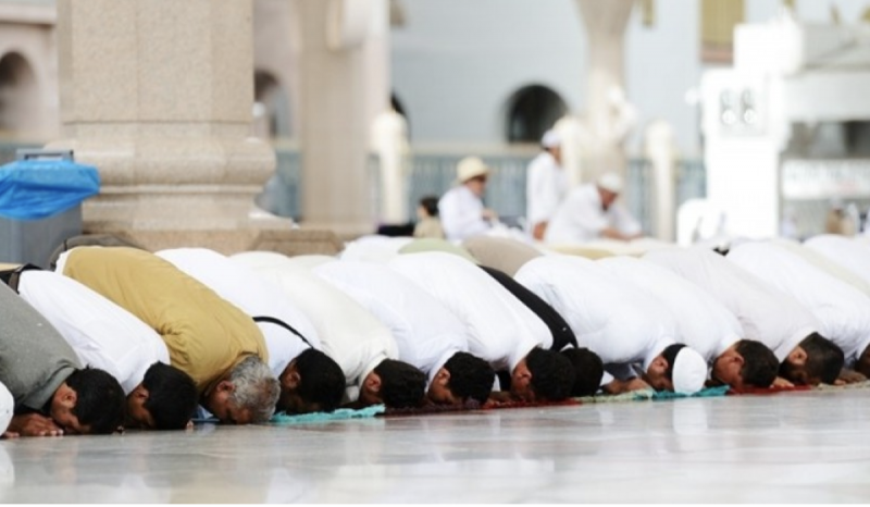 Selain Membaca Al-Kahfi, Ada 9 Amalan di Hari Jumat Lainnya Mendatangkan Pahala Besar
