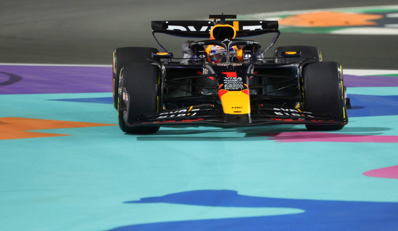 Max Verstappen dan Fernando Alonso Dominasi Sesi Latihan Bebas GP Arab Saudi