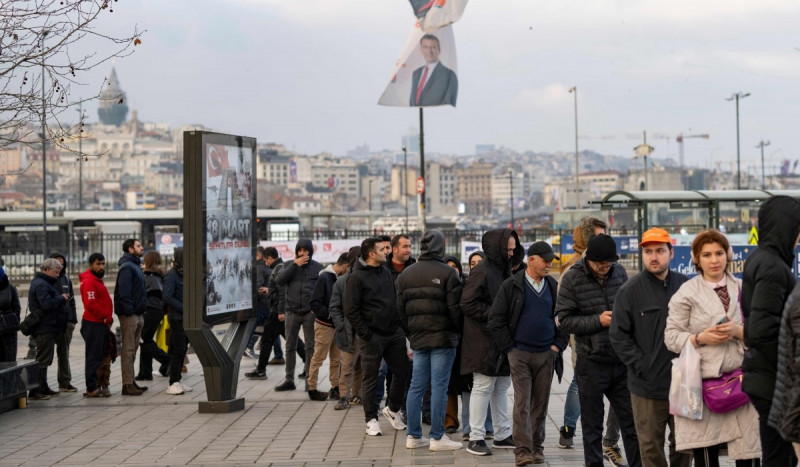 Ramadan di Turki, Inflasi Memaksa Warga Bergantung pada Pemerintah untuk Berbuka Puasa