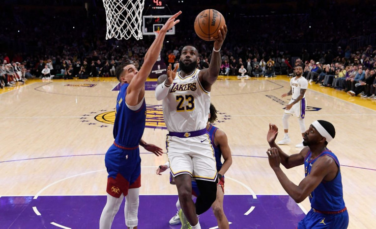 Meski Catat Rekor 40.000 Poin, LeBron James Gagal Beri Kemenangan untuk LA Lakers